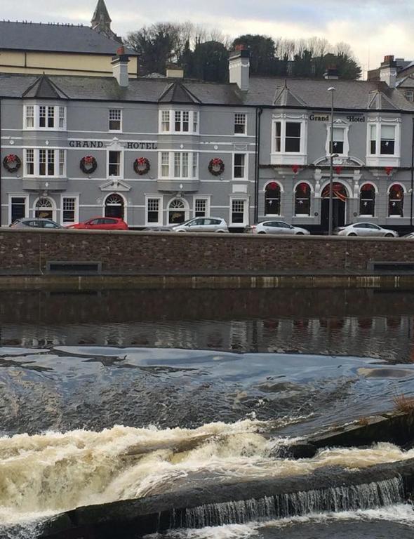 Grand Hotel Fermoy Esterno foto